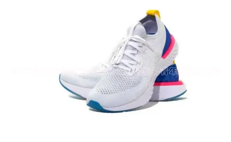 2025年度男青年潮流新品：最新时尚男青年运动鞋趋势