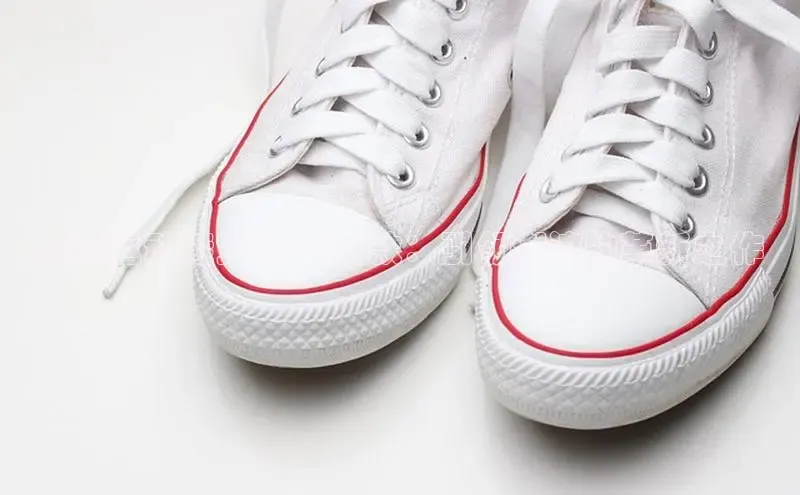 东莞运动鞋女2025新款：引领潮流的革新之作