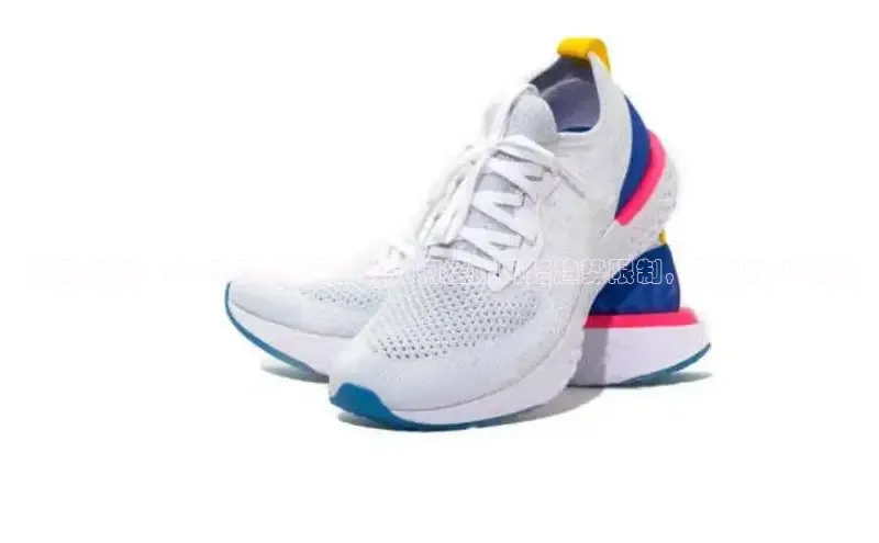 预见未来：2025年特步运动鞋如何摆脱网络趋势限制，引领时尚潮流